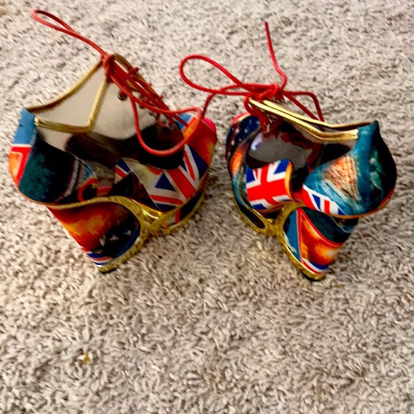 Wedges…London calling!!! - Picture 4 of 11